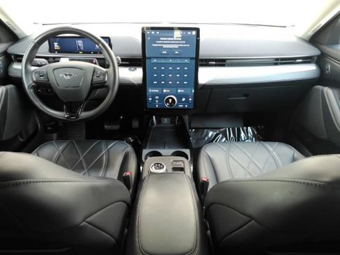 Used 2023 Ford Mustang Mach-E Select RWD image 3