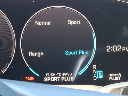 New 2025 Porsche Taycan GTS image 21