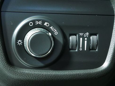 Certified 2023 Jeep Grand Cherokee Altitude AWD/4WD image 23