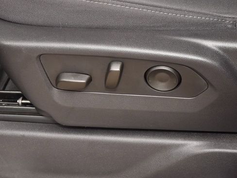 Used 2025 Chevrolet Silverado 1500 LT w/ Texas Edition Plus image 34