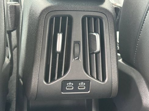 Used 2025 BMW X1 xDrive28i w/ Convenience Package image 16