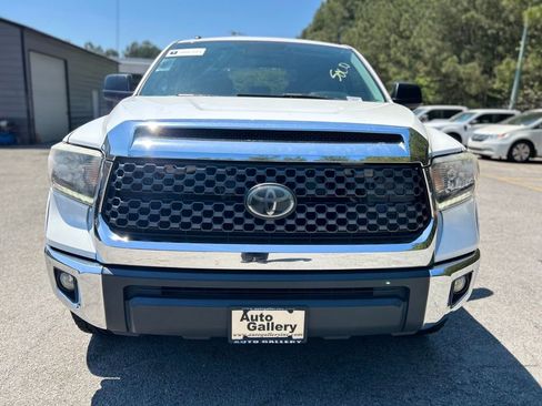 Used 2018 Toyota Tundra SR5 w/ SR5 Upgrade Package image 2