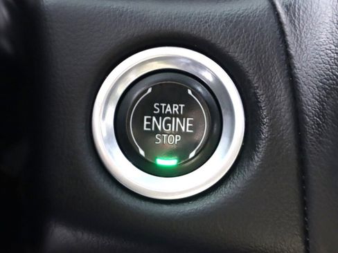 Used 2021 Chevrolet Tahoe LS RWD image 28