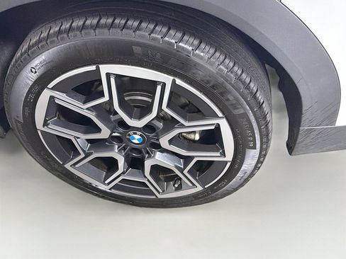 Used 2026 BMW X2 xDrive28i AWD/4WD image 11