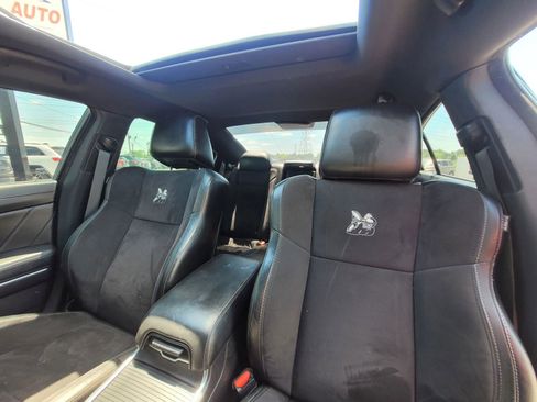 Used 2019 Dodge Charger Scat Pack w/ Plus Group RWD image 20
