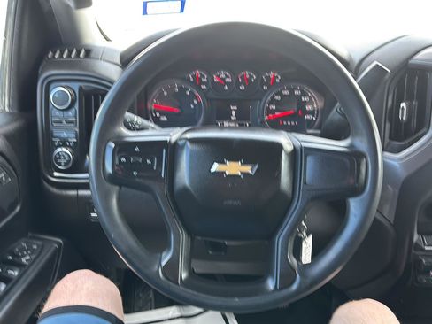 Used 2021 Chevrolet Silverado 2500 Custom w/ Custom Value Package image 25