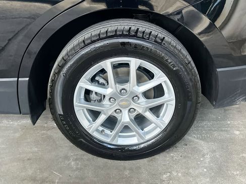 Used 2024 Chevrolet Equinox LT FWD image 11