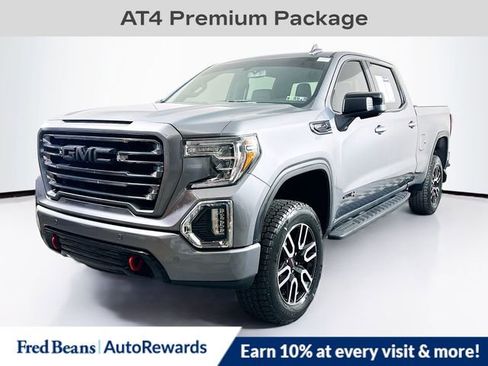 Used 2021 GMC Sierra 1500 AT4 w/ AT4 Premium Package image 3