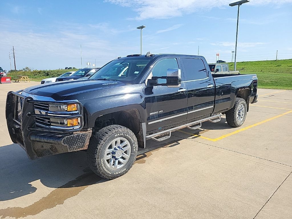 Used 2016 Chevrolet Silverado 3500 LTZ w/ Duramax Plus Package AWD/4WD image 6