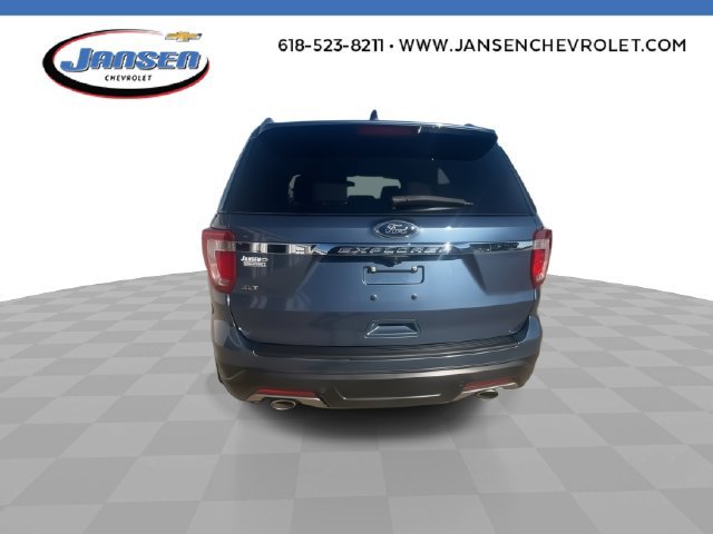 Used 2018 Ford Explorer XLT FWD image 7