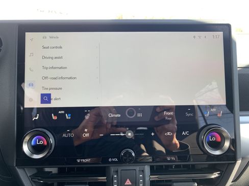 Certified 2026 Lexus GX 550 w/ Accessory Package (2T) image 24