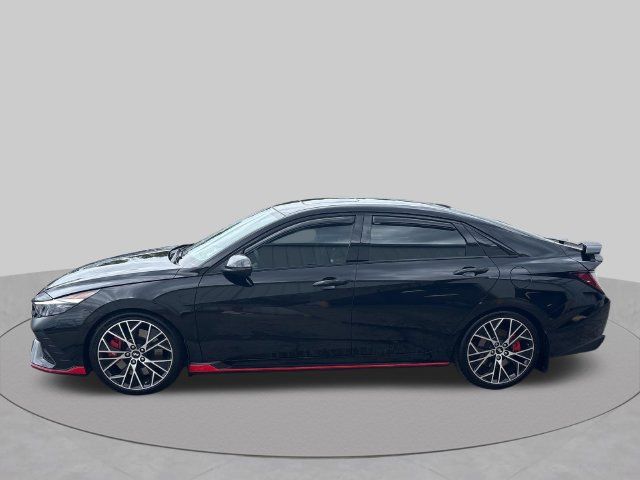 Used 2023 Hyundai Elantra N FWD image 3