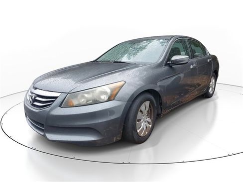 Used 2011 Honda Accord LX image 3