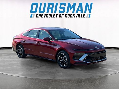 Used 2025 Hyundai Sonata SEL image 1