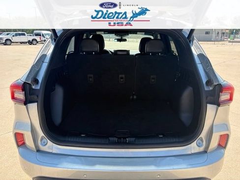 Certified 2023 Ford Escape ST-Line w/ Tech Pack #1 FWD image 5