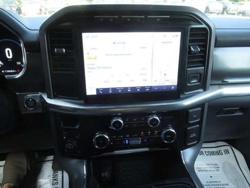 Used 2023 Ford F150 Lariat w/ Equipment Group 502A High AWD/4WD image 24