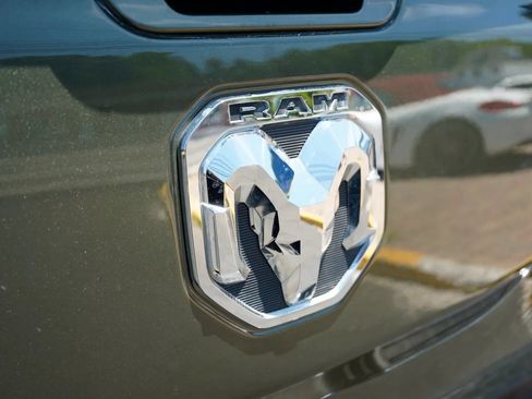 Used 2021 RAM 1500 Laramie AWD/4WD image 15