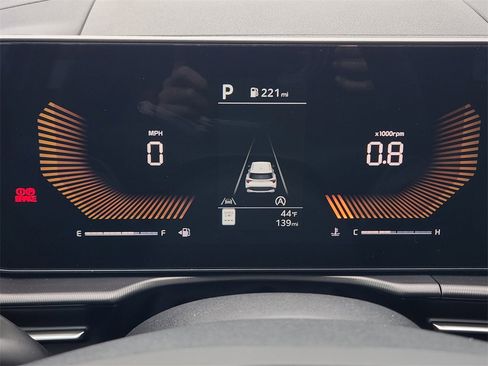 Certified 2026 Kia Sportage EX w/ EX Panorama Roof Package image 16