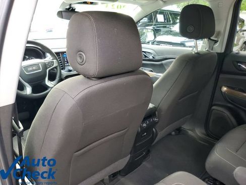 Used 2023 GMC Acadia SLE w/ Elevation Edition FWD image 12