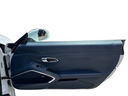 Used 2014 Porsche 911 Carrera S image 40