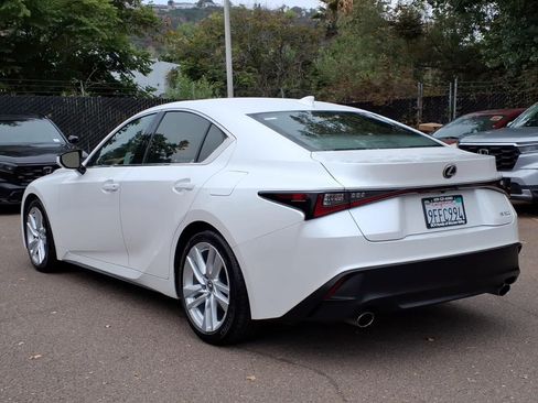 Used 2023 Lexus IS 300 w/ Comfort Package RWD image 7