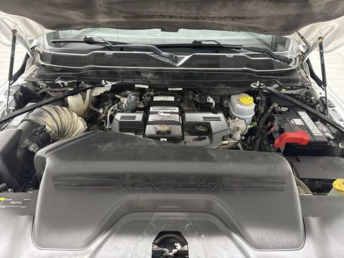 Used 2023 RAM 2500 Tradesman image 31