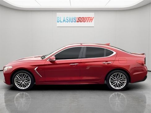 Used 2021 Genesis G70 2.0T image 6