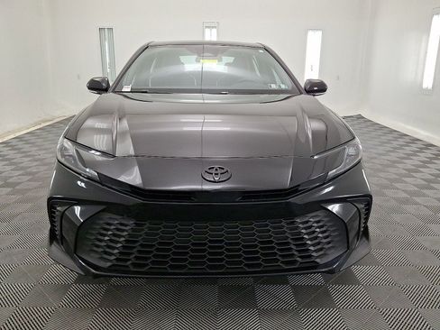 Certified 2025 Toyota Camry SE FWD image 20