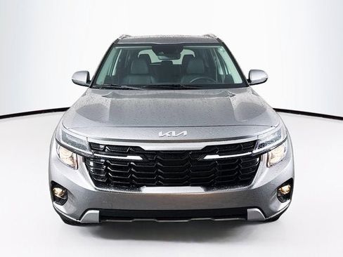New 2026 Kia Seltos EX image 2
