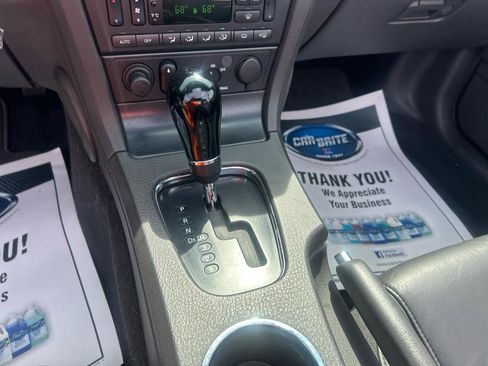Used 2002 Ford Thunderbird image 16