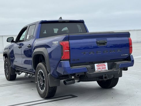 New 2025 Toyota Tacoma TRD Off-Road image 12