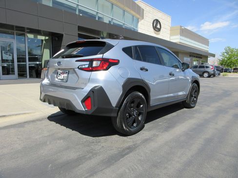 Used 2024 Subaru Crosstrek 2.0i AWD/4WD image 10
