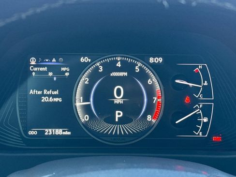 Used 2022 Lexus UX 200 w/ Accessory Package (Z2) image 19