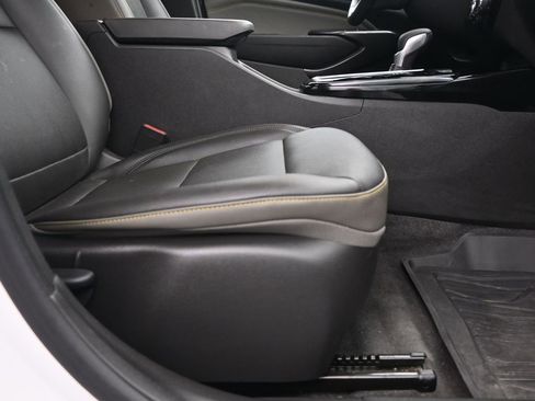 Used 2025 Chevrolet Trax ACTIV w/ Driver Confidence Package image 15