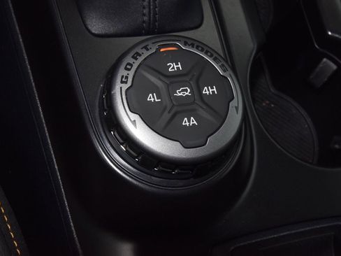 Certified 2024 Ford Bronco Badlands AWD/4WD image 34