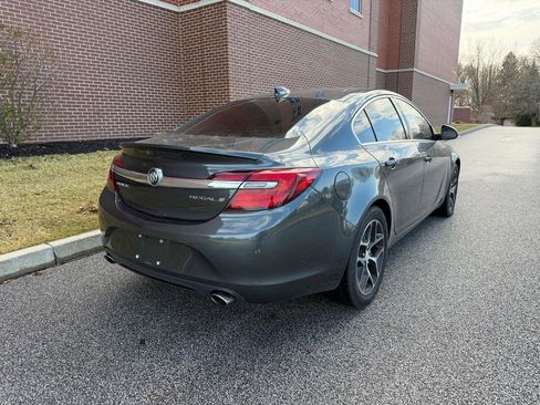 Used 2017 Buick Regal Sport Touring image 10