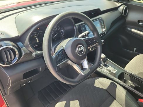 Used 2023 Nissan Kicks SV w/ Exterior Package FWD image 17