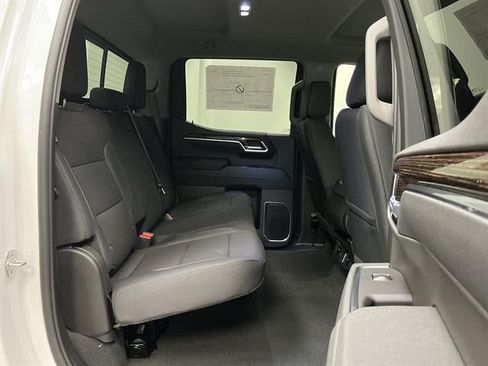 New 2026 GMC Sierra 1500 SLE w/ Preferred Package AWD/4WD image 27