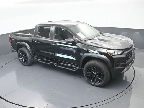 Used 2024 Chevrolet Colorado Trail Boss image 49
