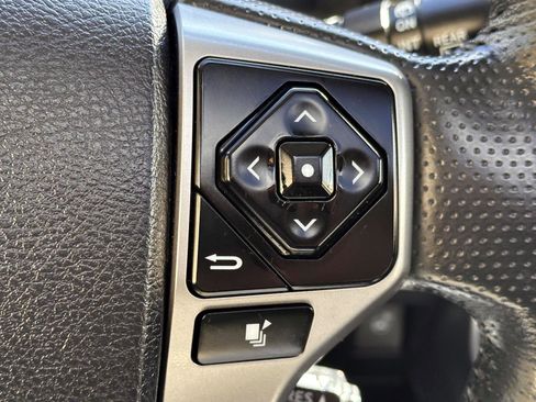 Used 2024 Toyota 4Runner Limited image 25