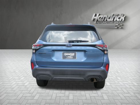 Certified 2025 Subaru Forester AWD/4WD image 8
