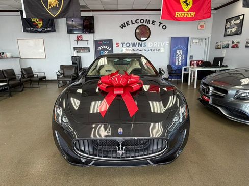 Used 2013 Maserati GranTurismo Sport RWD image 5
