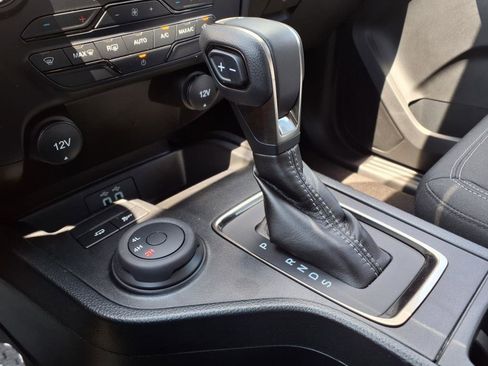 Used 2023 Ford Ranger XLT w/ Equipment Group 301A Mid image 13