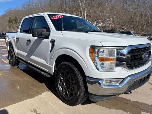 Used 2022 Ford F150 XLT w/ Equipment Group 301A Mid image 5