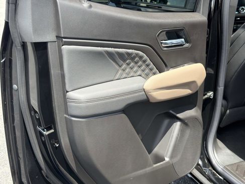 New 2026 GMC Canyon Denali AWD/4WD image 11