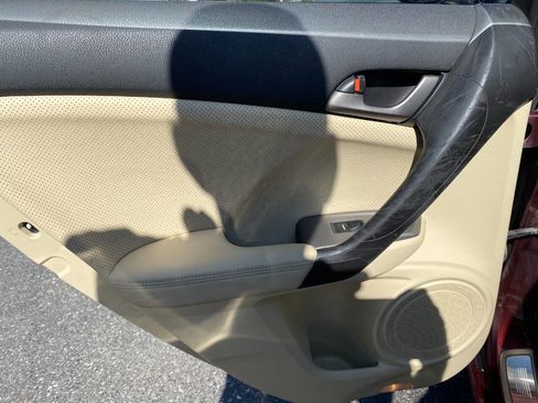 Used 2010 Acura TSX Sedan FWD image 22