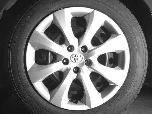 Used 2024 Toyota Corolla LE FWD image 9