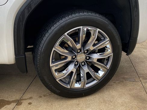 Used 2023 GMC Sierra 1500 Denali w/ Denali Reserve Package image 8