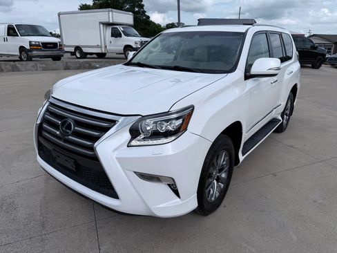 Used 2017 Lexus GX 460 Luxury AWD/4WD image 62