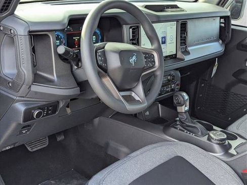 New 2026 Ford Bronco 2-Door AWD/4WD image 3